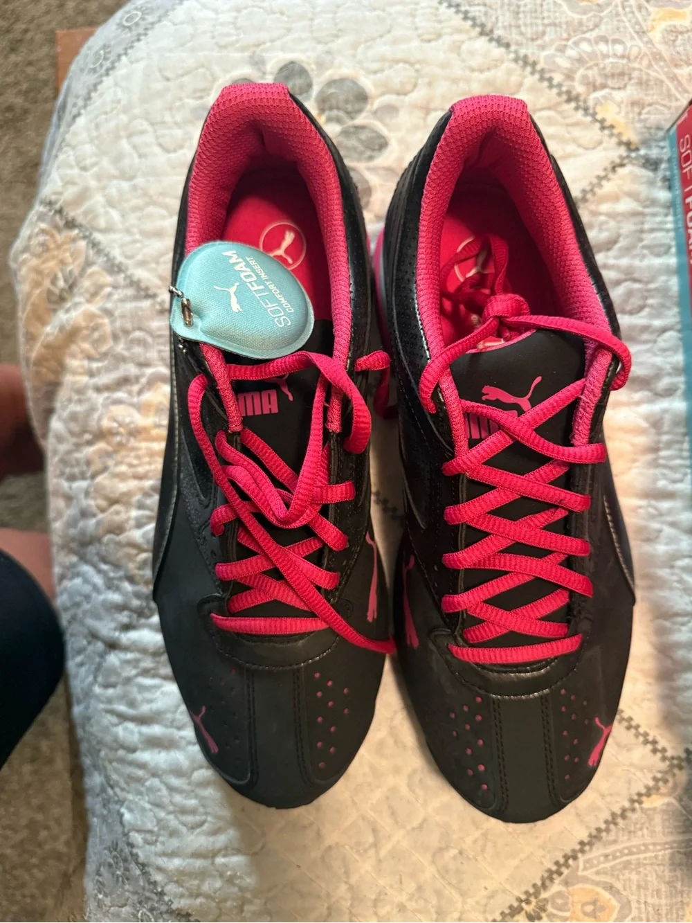 Puma Tazon 6 Black and Hot Pink Sneaker